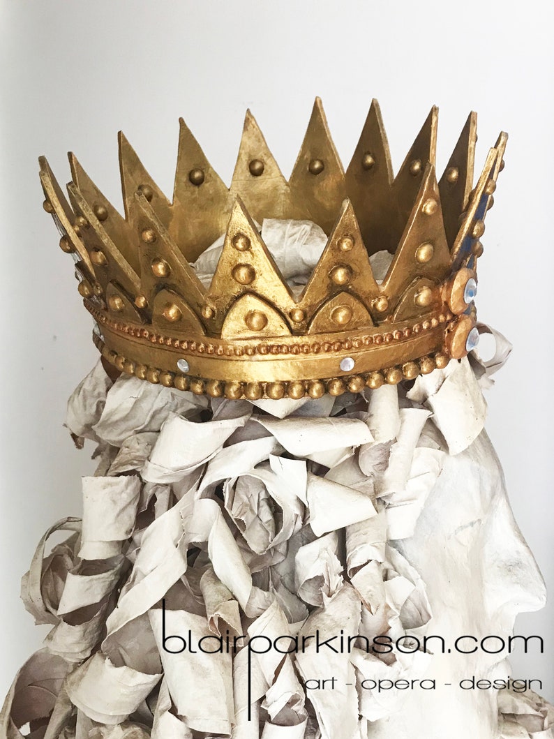 Regal Crown image 2