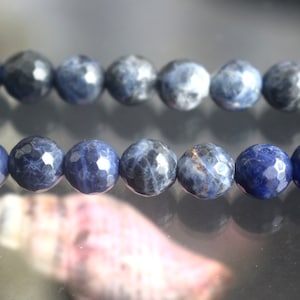 128 Faceted Sodalite round Beads, 4mm 6mm 8mm 10mm 12mm 14mm Faceted Sodalite Beads, Sodalite Gematone beads,15 inches 1 strand.