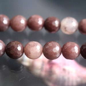 128 Faceted Purple Aventurine Round Beads, 6mm 8mm 10mm 12mm Faceted Purple Aventurine Beads, Faceted Gemstone Beads, 15 inches 1 strand.