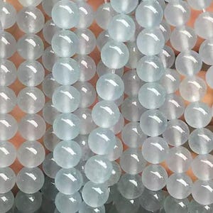 Blue Chalcedony Beads, 4mm 6mm 8mm 10mm 12mm 14mm Blue Chalcedony Beads,Blue Chalcedony Smooth Round beads,15 inch per strand.