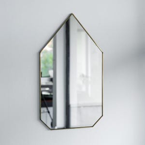 Espejo de latón antiguo de 19,5 x 11,8 pulgadas para colgar en la pared, para maquillaje, regalo de Navidad