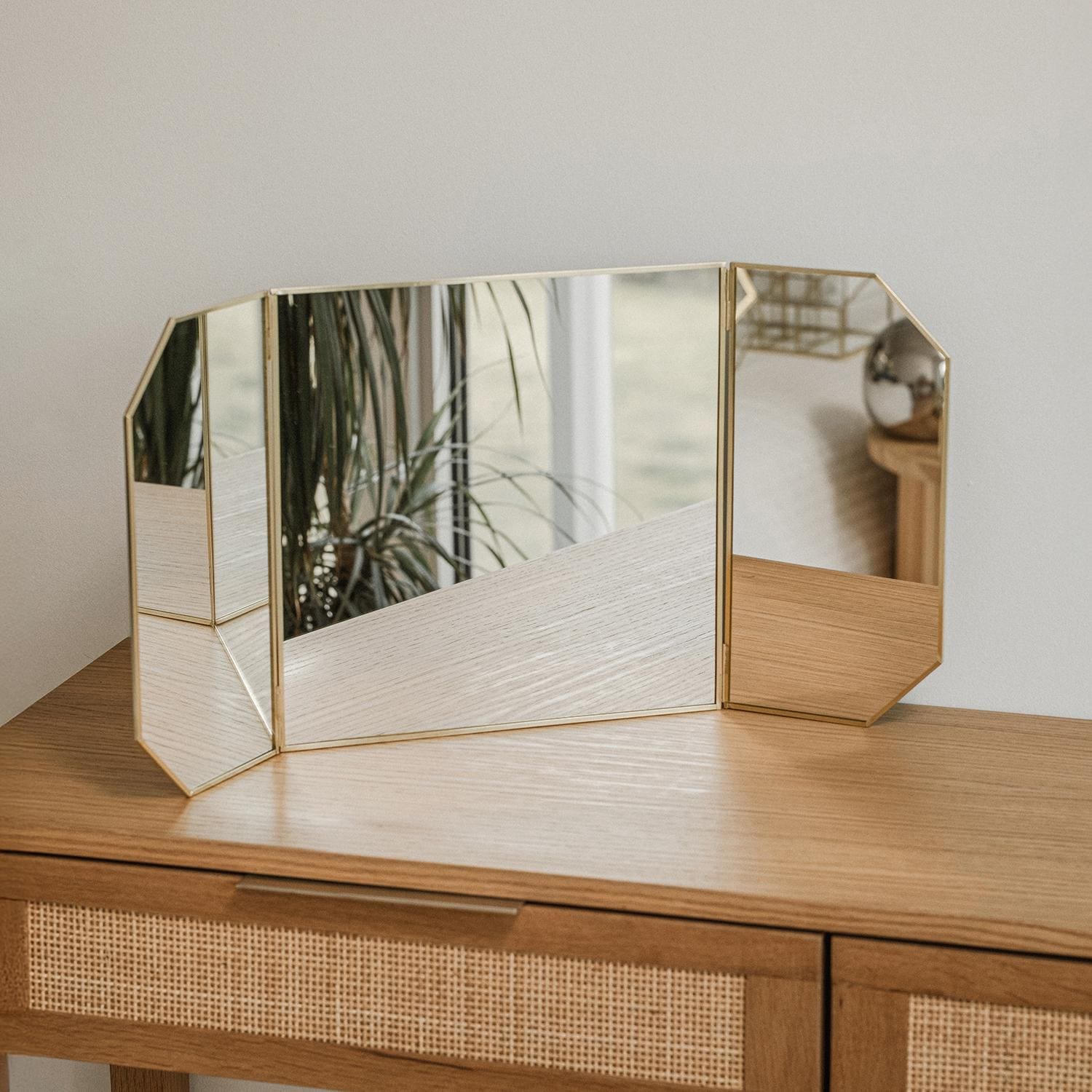 gold dressing table mirror uk Reed Gallery Dressing Table Mirror – Rydan Interiors main image 0