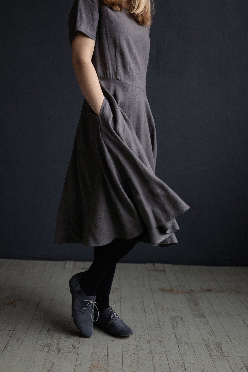 a gray dress