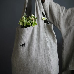 Große runde Leinentasche, schwarze weiße Streifen, Lebensmittelgeschäft Handtasche, wiederverwendbare Tasche, Schulter-Einkaufstasche, gestickte Initialen, Bio-Strandtasche
