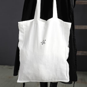 Sac carré en lin, cabas de courses, sac à main brodé, sac à bandoulière à monogramme, sac de pique-nique blanc, grand sac de plage bohème réutilisable