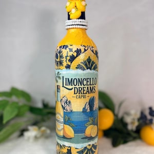 Decoupage Wine Bottle: Amalfi Coast Italian Art, Limoncello, Positano, Sorrento, Aperitivo Spritz, Island of Capri Home Decor, Vase Limoncello Dreams