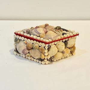 French diamond-shaped jewelry box with shells, vintage 1950s-1960s, France, red velvet, seaside souvenir