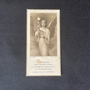 Ancienne Image pieuse française Ange et L'Eucharistie XX 1920 1930 Carte religieuse de prière religieuse ange Dieu communion Made in FRANCE