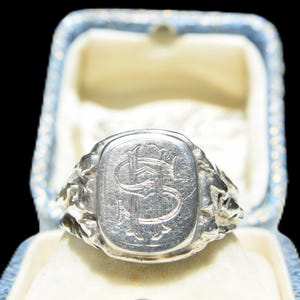 Antique signet ring size 5 - Etsy 日本