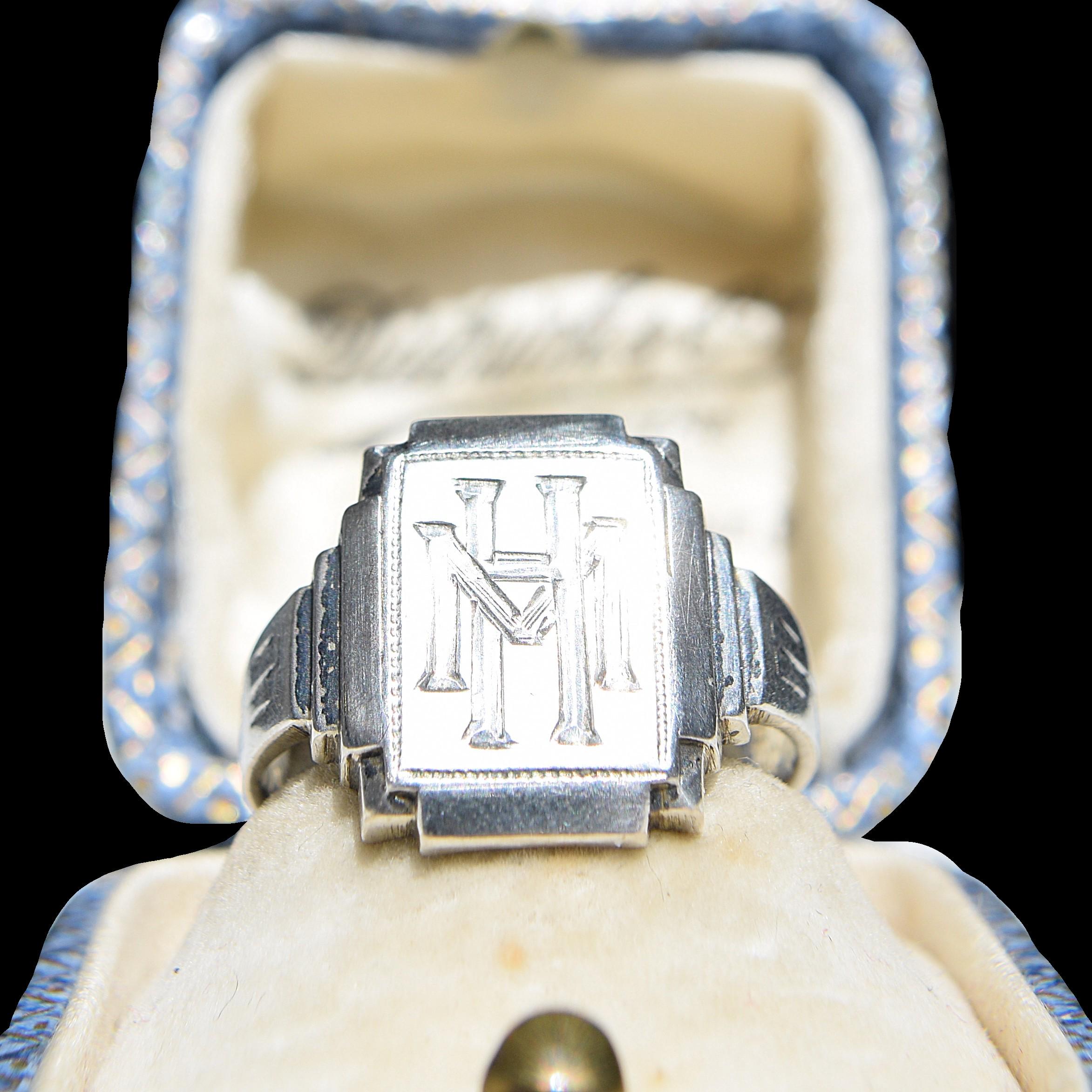 Vintage signet ring - Etsy 日本