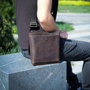 Petit sac pour homme en cuir, sac bandoulière homme personnalisé pour lui, sacs à bandoulière en cuir véritable pour mari, cadeau pour papa, mini sac à main bandoulière homme