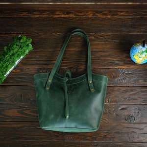 Waldgrün Einkaufstasche Leder, große Bürotasche, individuelle Arbeit Einkaufstasche, Alltag lässig Schultertasche, geräumige Handtasche für Studenten, Mutter Geschenk