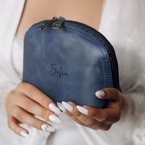 Bridal Makeup Bag, Custom Cosmetic Bag, Bride Toiletry Bag with Name, Leather Make Up Bag, Mother of the Bride Gift, Wedding Gift