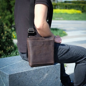 Leather Crossbody Bag Men, Crossover Man Purse, Shoulder Bag, Mens Small Messenger Bag for Father or Husband, Phone bag, Cross Body Pouch
