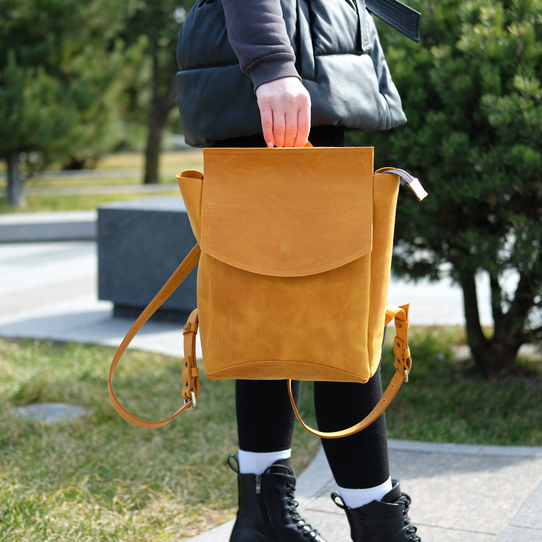 Women\'s Yellow Leather Backpack Tote - Stylish Everyday Carry Everyday Women main image 4