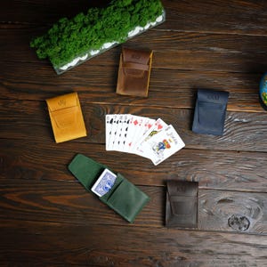 Estuche de naipes personalizado, estuche de cuero para guardar cartas de póker, regalo para jugador de póker, estuche para barajas, tarjetero para papá, el mejor regalo para él