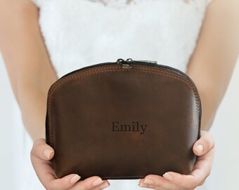 Bride cosmetic bag personalized, Custom makeup bag,  Bridesmaid proposal, Womens toiletry bag, Leather make up bag, Mother of the bride gift