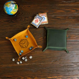 Bandeja de dados personalizada, tapete de dados D&D, regalo para jugadores de cartas, bandeja de dados de cuero personalizada, accesorios de juego de rol, regalo para papá