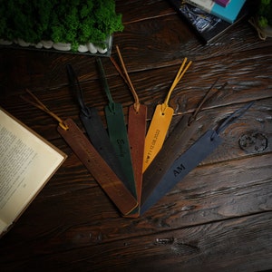 Personalized Leather Bookmark, Love You Gift for Book Lover, Anniversary Gift, Book Mark for Girlfriend, Stocking Stuffers for Her or Him