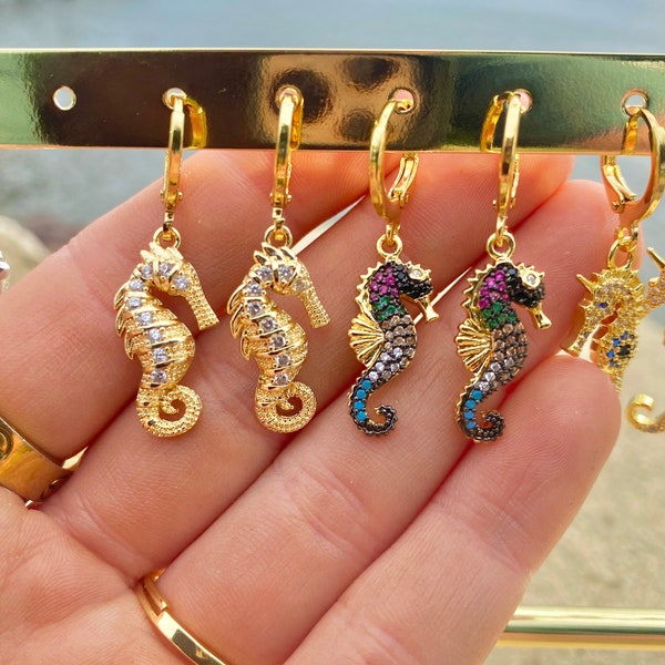 18K and 16K Gold Plated Sea Horse Huggies / Ocean Inspired Jewelry / Sea Horse Earrings / Nickel Free Earrings