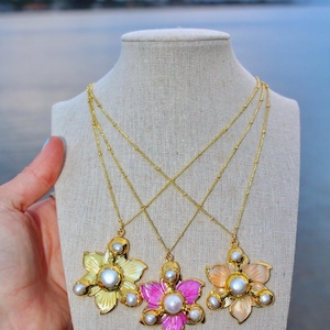 Gold Tropical Mother of Pearl Flower Necklace / Plumeria Necklace / Hibiscus Necklace