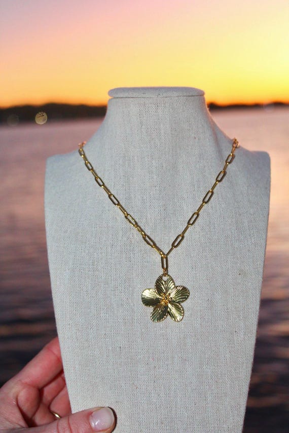 Gold Tropical Flower Necklace / Plumeria Necklace / Hibiscus