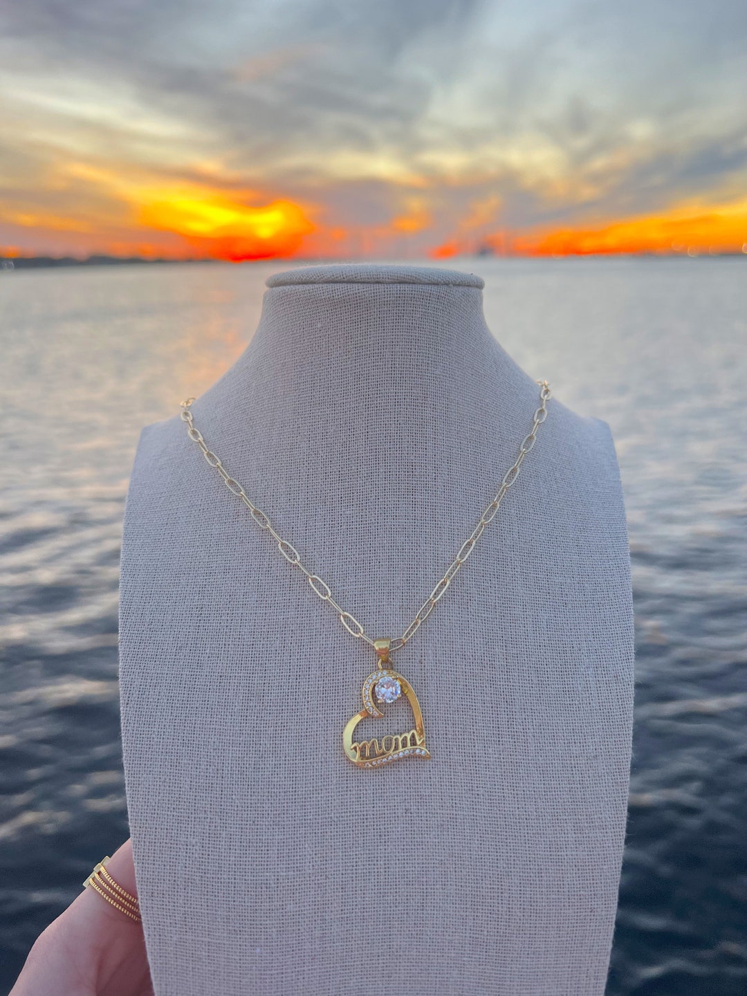 Collana con ciondolo a forma di numero dell'anno di nascita, in acciaio inox placcato oro 18 carati, gioiello memorabile per anniversario per donne e ragazze, metallo, Metallo