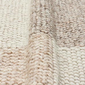 Hand Knitted Chunky Wool Area Rug, Wool Rug, Knitted Rug, Handmade Rug, Organic Natural Rug, Nursery Rug, Living Room Carpet, Bedroom Rug image 4