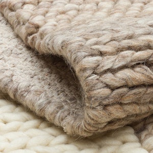 Hand Knitted Chunky Wool Area Rug, Wool Rug, Knitted Rug, Handmade Rug, Organic Natural Rug, Nursery Rug, Living Room Carpet, Bedroom Rug image 6