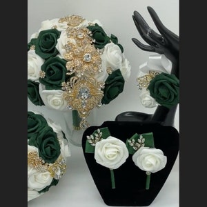 Emerald Green l Ivory Brooch Bridal Bouquet l Wedding l Quinceanera bouquet l Boutonniere, Leaf Chain Pin, Lapel l Corsage l Wedding Broom