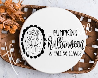 Pumpor Halloween och fallande löv Digital Design, Höstdörrskylt Klippfil, Säsongsbetonad Dörrhängare Design, Höst Cricut Silhouette SVG