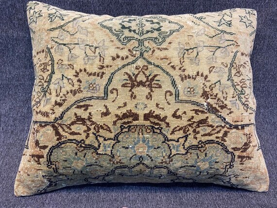 26x21 Rug Pillow Cover Vintage Pillow Cover Beige Pillow Cover Sofa Throw Pillow Decorative Throw Pillow Floral Pillow Kilim Pillow Cover Etsy Canada