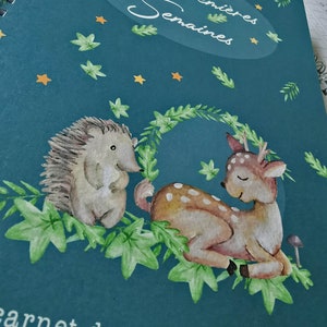 Cahier de suivi premières semaines thème forêt, carnet journée avec nounou ou parents, horaire biberon couche sieste, idée cadeau naissance zdjęcie 2