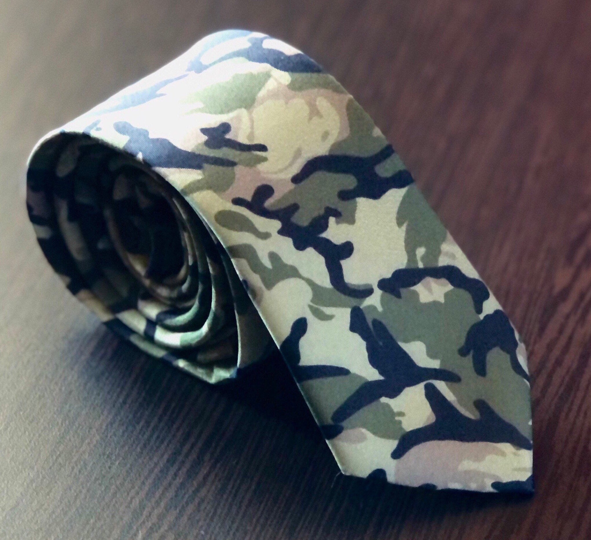 necktie stores
