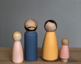 Custom Minimalist Family