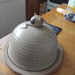VINTAGE CHEESE DISH