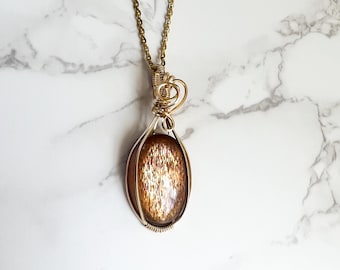 Rainbow Lattice Sunstone pendant, appreciation gift, 21st birthday gifts, teenage girl gift, graduation gift for her, sunstone necklace
