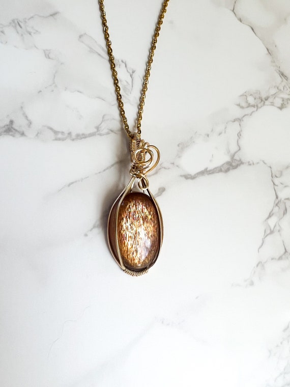 Rainbow Lattice Sunstone pendant, appreciation gift, 21st birthday gifts, teenage girl gift, graduation gift for her, sunstone necklace