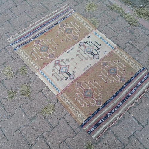 Vintage Turkish Kilim 24x41 inches Turkish Vintage shops Kilim Handmade Kilim Wool Kilim Welcome Kilim Wool Rug Vintage Turkish Kilim Entry Kilim
