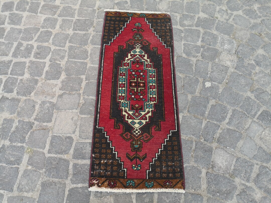 Small Turkish Rug 16x39 İnches Anatolian Vintage Rug Welcome Rug Entry ...