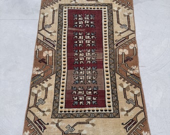 Small Rugs Turkish Vintage Anatolian For Bathroom 2.7x4.2 ft Beige Antique Aztec Abstract Handwoven Handmade Hand Knotted Natural Hand Woven