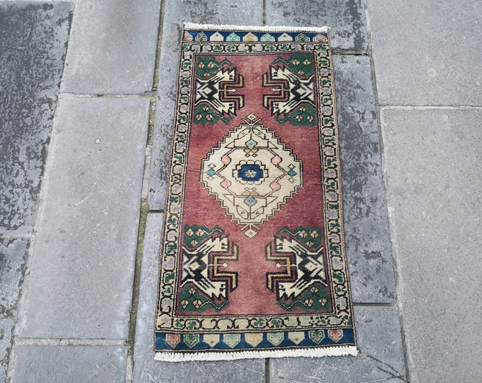 Small Turkish Rug 17x34 İnches Anatolian Vintage Rug Welcome Rug Entry ...