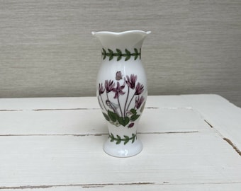 Portmeirion - The Botanic Garden Posy Rose Vase by Susan Williams -Ellis Purple Flowers Fluted Rim