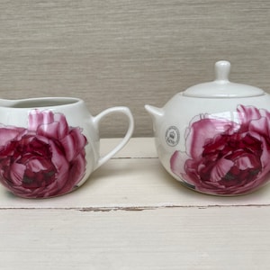 Royal Botanic Gardens Kew - China Creamer Jug and Sugar Bowl