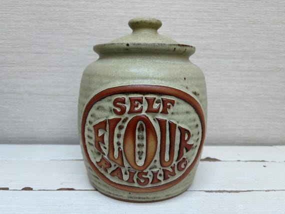 Tremar Pressingol Cornwall Stoneware Large Self Raising Flour Storage Jar Canister With Lid 1970s Vintage Retro Mid Century 9"
