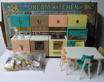 deluxe reading dream kitchen