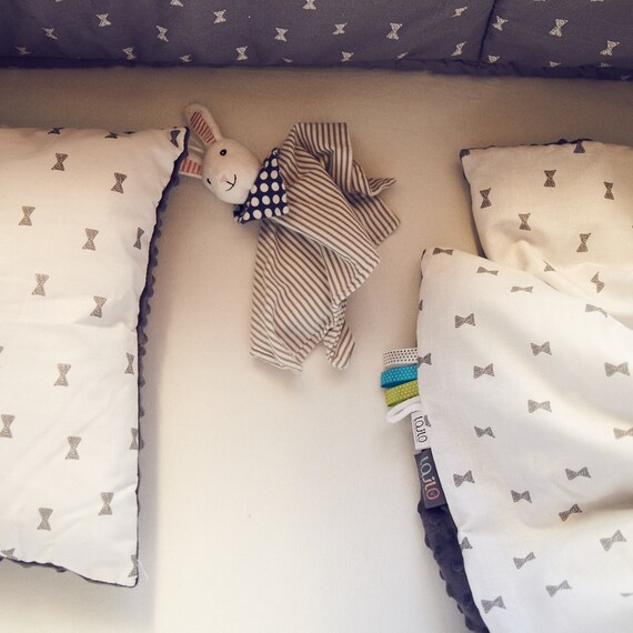 baby blanket and pillow set