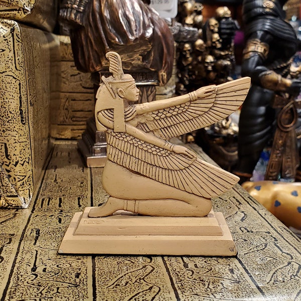 Vintage Ma'at Statue - Ancient Egyptian Goddess Maat with Feather of Justice - Altar Statue - 3.2'' / 8cm tall
