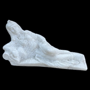 Egyptian Queen Cleopatra Lounging Statue - Ancient Egyptian Queen Statue - Made in Egypt