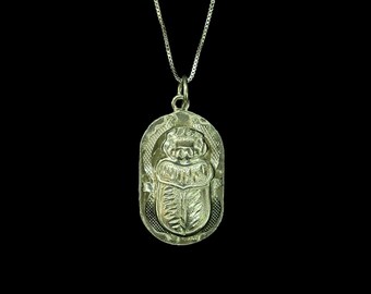 Pendentif Vintage égyptomanie Scarabée Bleu émaillé - Bijou Ancien En Métal Argenté